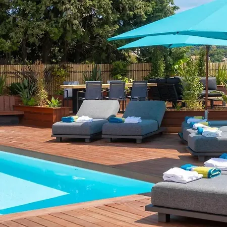 Eagle Tower Villa *